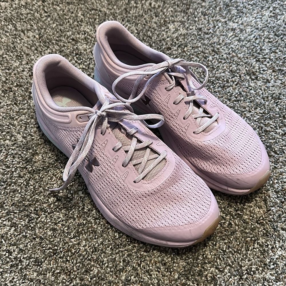 Under Armour Women’s Running Sneakers in Lavender Size 11